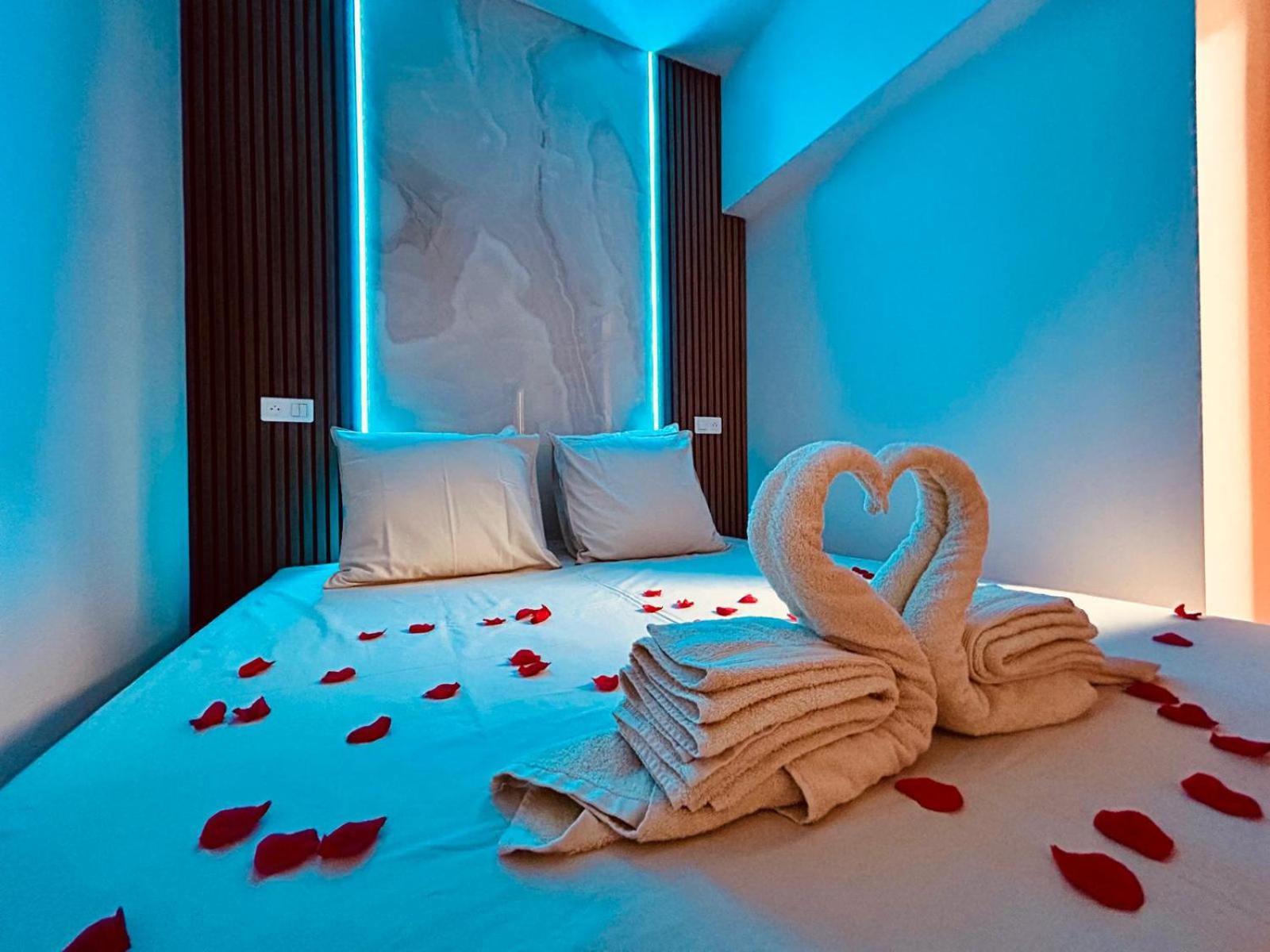 Intimate Escape - Seaside - Spa Bath - Wifi - Ac Nice Exteriér fotografie