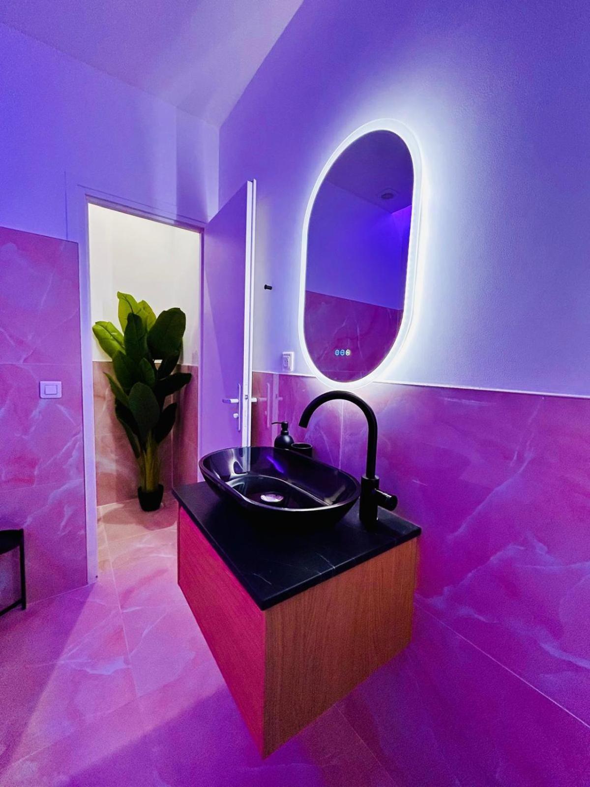 Intimate Escape - Seaside - Spa Bath - Wifi - Ac Nice Exteriér fotografie