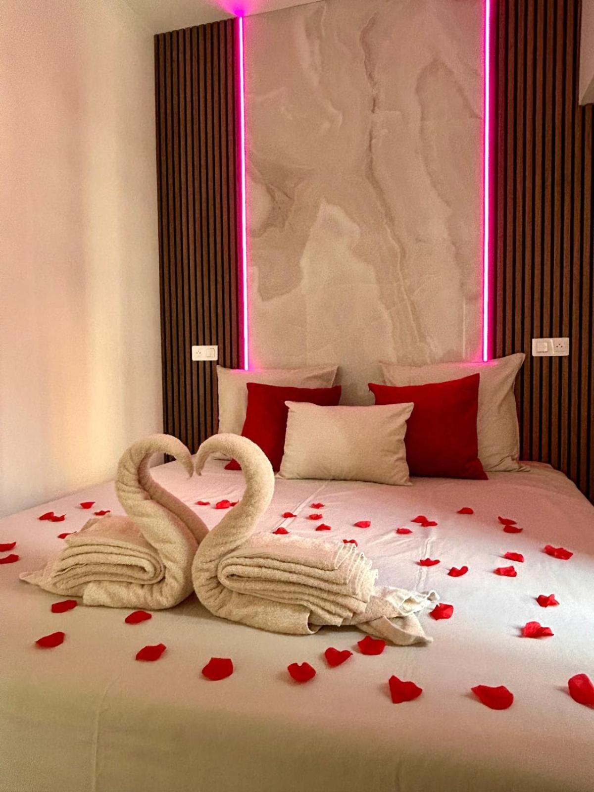 Intimate Escape - Seaside - Spa Bath - Wifi - Ac Nice Exteriér fotografie